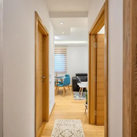 Menta Apartment *
